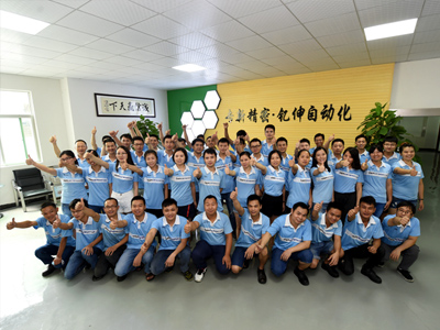 球盟会APP官网精密員工合影